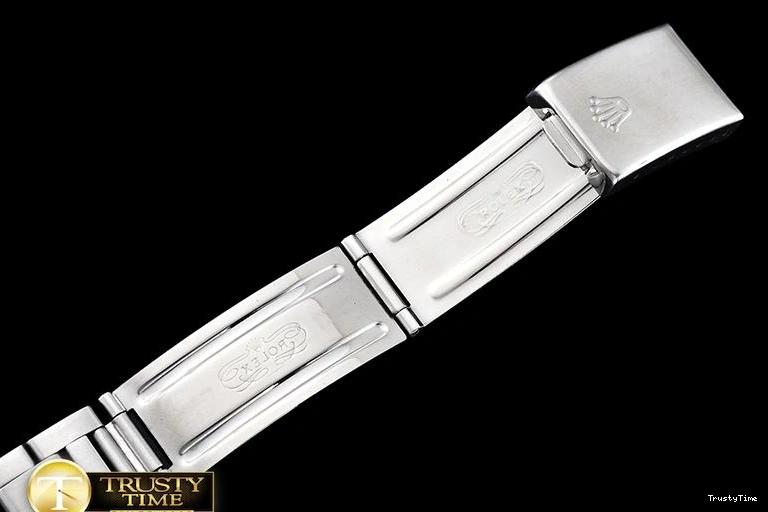 1108 Resilient ROLSUB0186 – Vintage Sub Ref 6205 White A- 1026